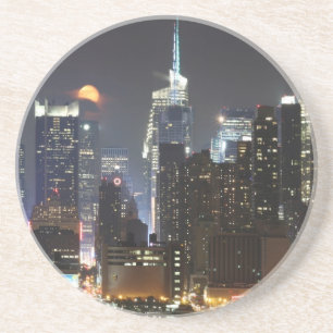 De maan gaat over Midtown New York. Zandsteen Onderzetter