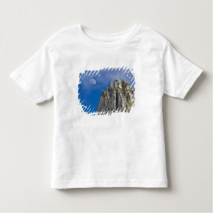 De maan stijgt en schijnt door de wolken kinder shirts