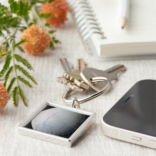 De maan van Saturnus Enceladus 2 Sleutelhanger (Zijkant)