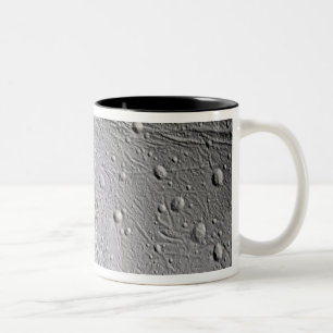 De maan van Saturnus Enceladus 4 Tweekleurige Koffiemok
