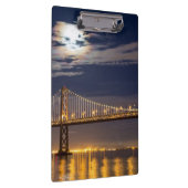 De maan vanavond over de Brug van de baai Klembord (Rechts)