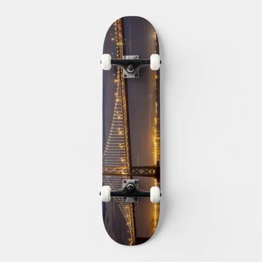 De maan vanavond over de Brug van de baai Skateboard (Voorkant)