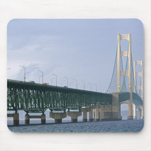 De Mackinac-brug die de Straits van 2 overspant Muismat (Voorkant)
