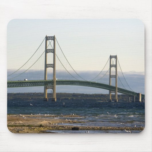 De Mackinac-brug overspant de Straits of 4 Muismat (Voorkant)