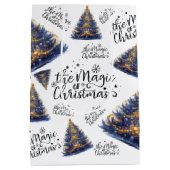 De magie van kerstbomen medium cadeauzakje (Achterkant)