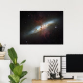 De Magnificent Starburst Galaxy, Messier 82 (M82) Poster (Thuiskantoor)