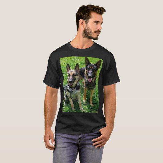 DE MAJESTISCHE DUITSE SCHEPHERD T-Shirt (Voorkant volledig)