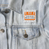 De man die een hekel heeft aan Halloween kostuums Vierkante Button 5,1 Cm (In situ)