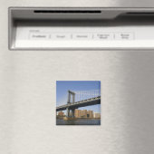 De Manhattan Bridge overspant de East River 2 Magneet (Insitu (Vaatwasser))