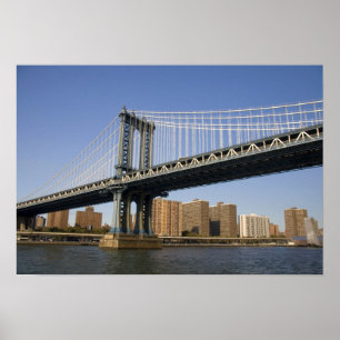De Manhattan-brug over de oostelijke rivier de 2 Poster