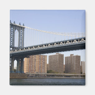 De Manhattan-brug over de oostrivier Magneet