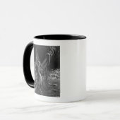 De Mariner kijkt naar de serpenten in de oceaan Mok (Voorkant links)