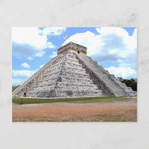 De Mayaanse piramide bij Chichén-Itzá. Ansichtkaar Briefkaart