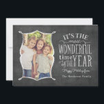 De meest fantastische  Chalkboard Holida Card Feestdagenkaart<br><div class="desc">Deze  kaart van de chalkboardstijl kenmerkt de uitdrukking "Het is de heerlijkste tijd van het jaar"in handhet lettertypen van de letterstijl en handgetekende accenten. Pas het aan met uw familiefoto en namen!</div>