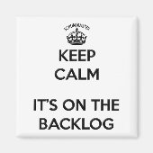 De meester van de scrum houdt kalm zijn op Backlog Magneet (Voorkant)