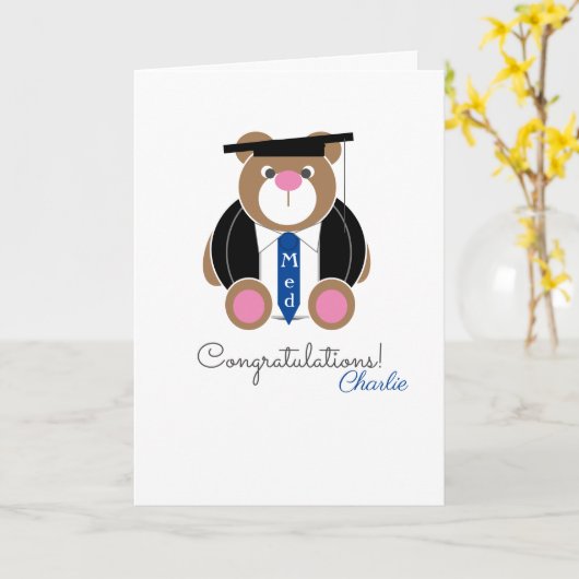 De meesters in onderwijsgelukwensen dragen kaart (Gele Bloem)