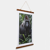 De Midnight Gorilla King: Monarch van het bos Hangend Wandkleed (Gebogen)