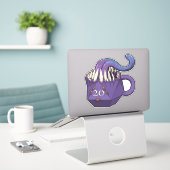 De Mimic Mok Sticker (Laptop op bureau)