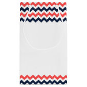 De moderne Chevron Wedding Collectie marine en kor Klein Cadeauzakje (Achterkant)