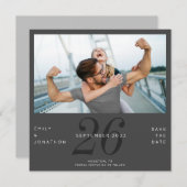 De moderne Datum van het Aantal de Foto donkergrij Save The Date (Voorkant / Achterkant)
