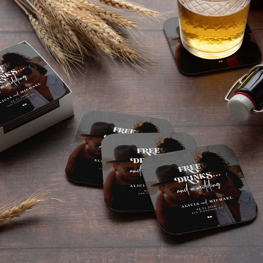 De moderne fotovrije bruiloft van de drink bewaart kartonnen onderzetters