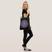 De moderne paarse lila roze kunstster tote bag (Op model)