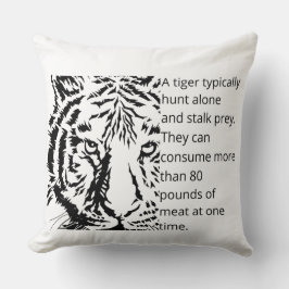 De moderne zwarte tijger is zwart-wit kussen