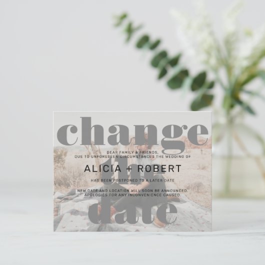 De moderne zwarte witte trouwfoto verandert de dat aankondigingskaart (Staand voorkant)