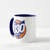 De Mok van 330.net tweetone koffie op de top (Voorkant links)