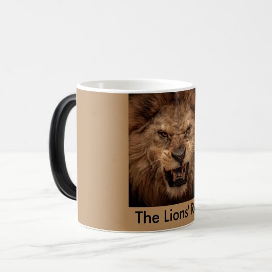 De Mok van de auto van de Lion (Voorkant links)