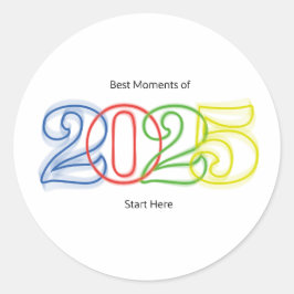De mooiste momenten van 2025 beginnen hier ronde sticker