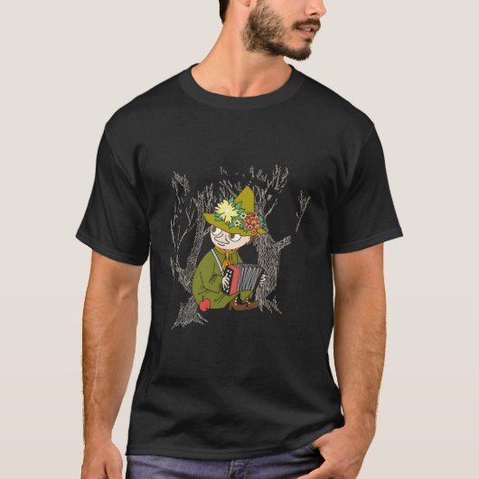 De Moomins Snufkin met accordeon T-shirt (Voorkant)