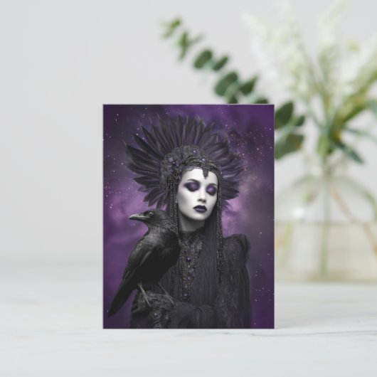 De Morrigan: Paarse Zwarte Raven Godin Kunst Briefkaart (Staand voorkant)