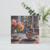 De muis komt naar de thee kaart (Staand voorkant)