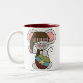 De Muis van Kerstmis met Ornament Tweekleurige Koffiemok (Links)