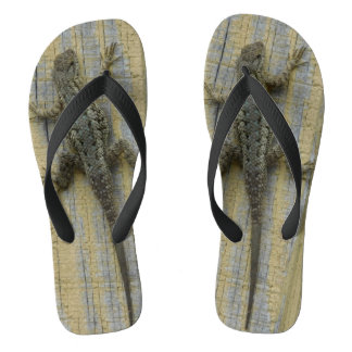 De muur beklimmen teenslippers