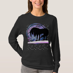 De Mystical Black Unicorn (laat het sneeuwen) T-shirt