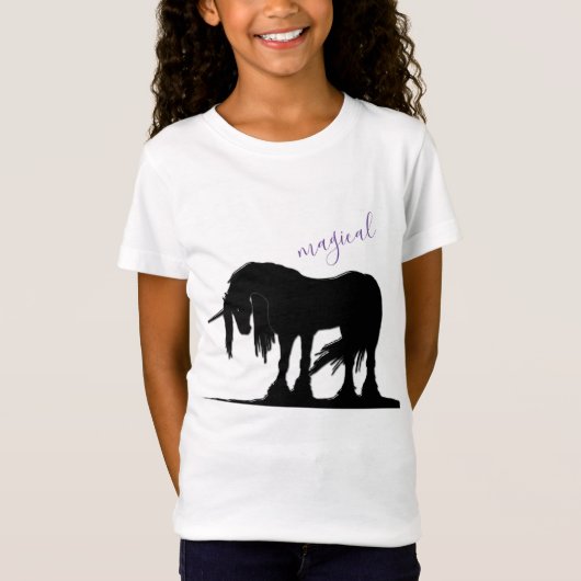De Mystical Black Unicorn T-Shirt (Magisch) (Voorkant)
