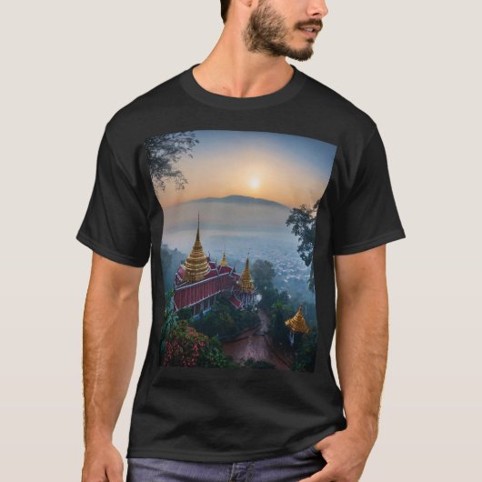 De mystieke ochtend van Wat Phra Dat T-shirt (Voorkant)