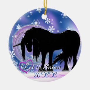 De Mystieke Zwarte Eenhoorn w / jaar (Let It Snow) Keramisch Ornament