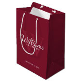 De naam en het Monogram van de Groomsmen van het M Medium Cadeauzakje (Voorkant Gekanteld)