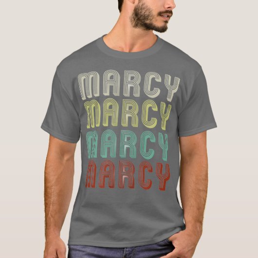 De naam is Marcy in de  retro disco T-shirt (Voorkant)