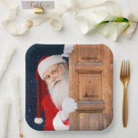De naam Santa Merry Christmas Papieren Bordje<br><div class="desc">- Kenmerken Santa stiekem rond een deur. Perfect voor uw kerstfeest! Bericht als u hulp nodig hebt bij het aanbrengen van eventuele aanpassingen. Coördinerende items zijn beschikbaar.</div>