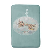 De naam van de Waterverf handschilderde Giraffe be Badmat (Voorkant Verticaal)