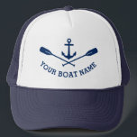 De naam van je boot Nautical Anchor Crossed Oars N Trucker Pet<br><div class="desc">Een Nautical Boat Anchor en geCrossed Oars met uw persoonlijke naam van de boot of andere tekst in Navy Blue op een stijlvolle trucker.</div>