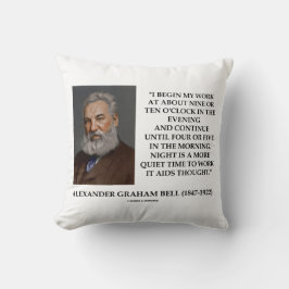 De nacht is een rustiger tijd om Graham Bell Qte t Kussen