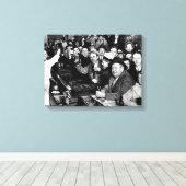 De nacht waarop het verbod is afgelopen canvas afdruk (Insitu (Houten vloer))