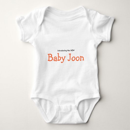 De nieuwe baby Joon Romper (Voorkant)