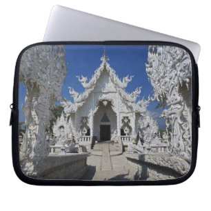 De nieuwe geheel witte tempel van Wat Rong Khun in Laptop Sleeve