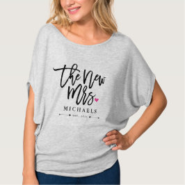 De nieuwe mevrouw (Naam) Oost. Je huwelijksjaar T-shirt
